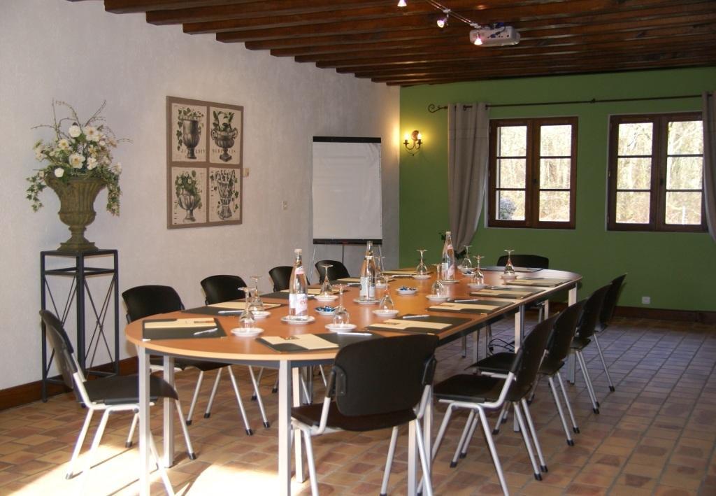 L'Oree Des Chenes, The Originals Relais La Ferte-Saint-Aubin Luaran gambar